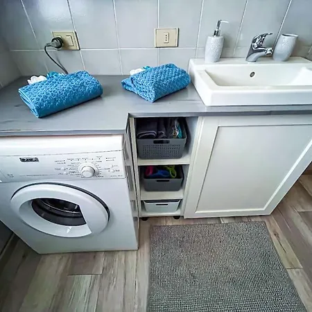 Апартаменты Appartamento Monvalle Home Monvalle